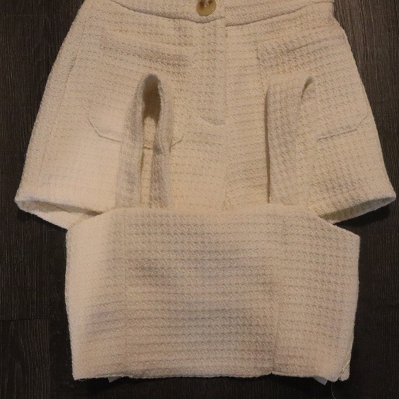 Altar’d state two piece short set size extra small - Picture 5 of 5